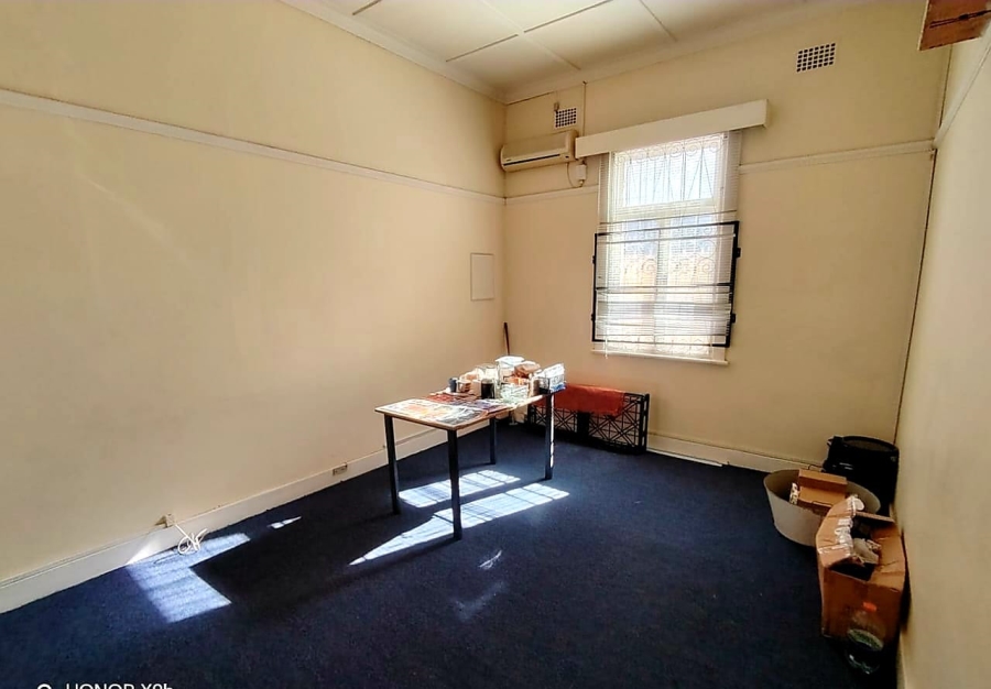  Bedroom Property for Sale in Southernwood Eastern Cape